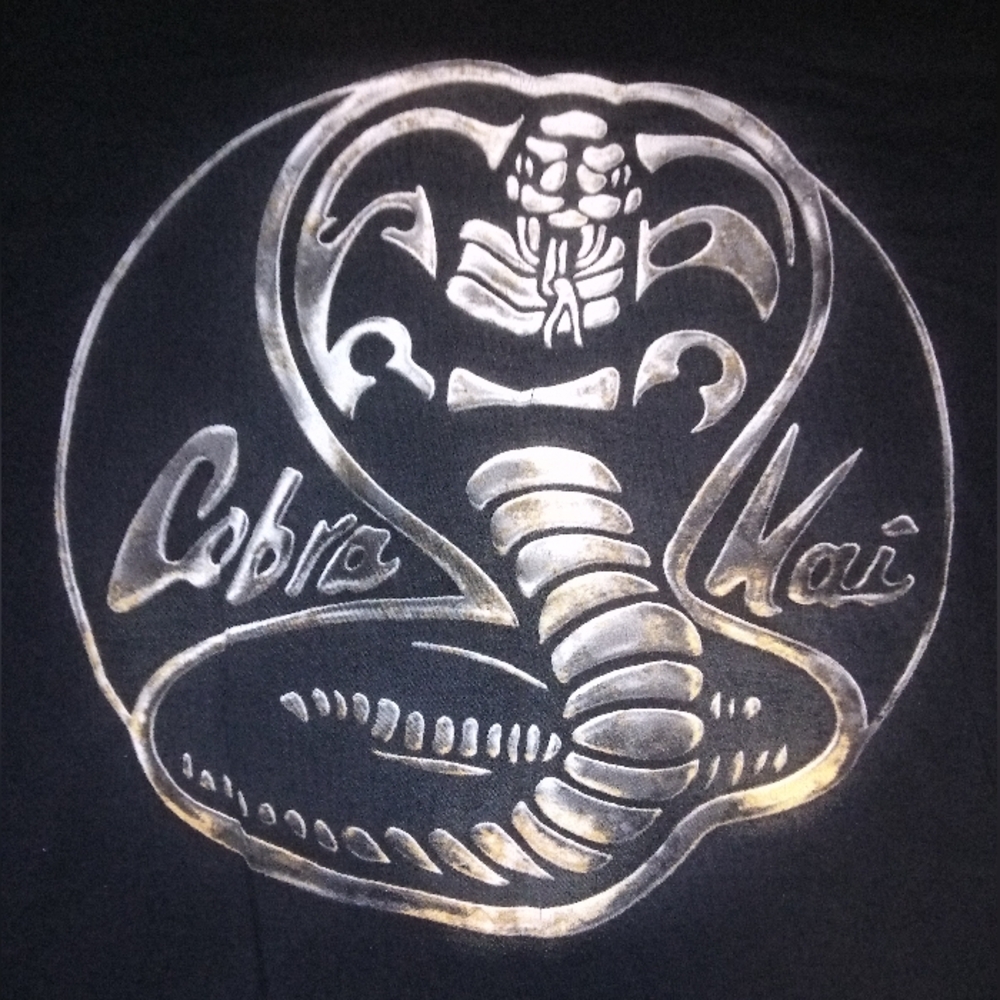 Cobrai Kai Black Short Sleeve Shirt THE KARATE KID TV SHOW GRAPHIC TEE Men’s XL